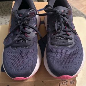 ASICS GT-2000 12 (Women’s Running Shoes)